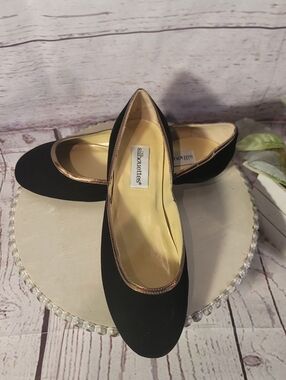 NWOT Silhouettes Women's Black Velvet/Suede Ballet Flats Round Toe 8W